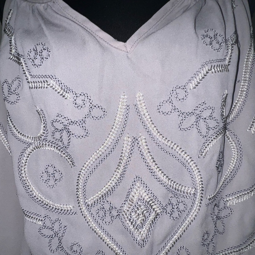 Maurice's Light Purple Sleeveless Top, 2X plus size, shirt, blouse - Picture 2 of 7